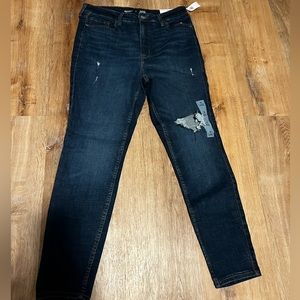 Brand new Old Navy rockstar skinny jeans